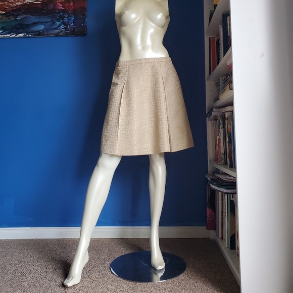 ♻️DONATED✅J Crew Gold Hounds Tooth Skirt - Picture 3 of 5